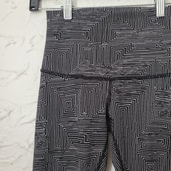 Lululemon High Rise Wunder Under MazeJacquard Pant - Picture 7 of 8